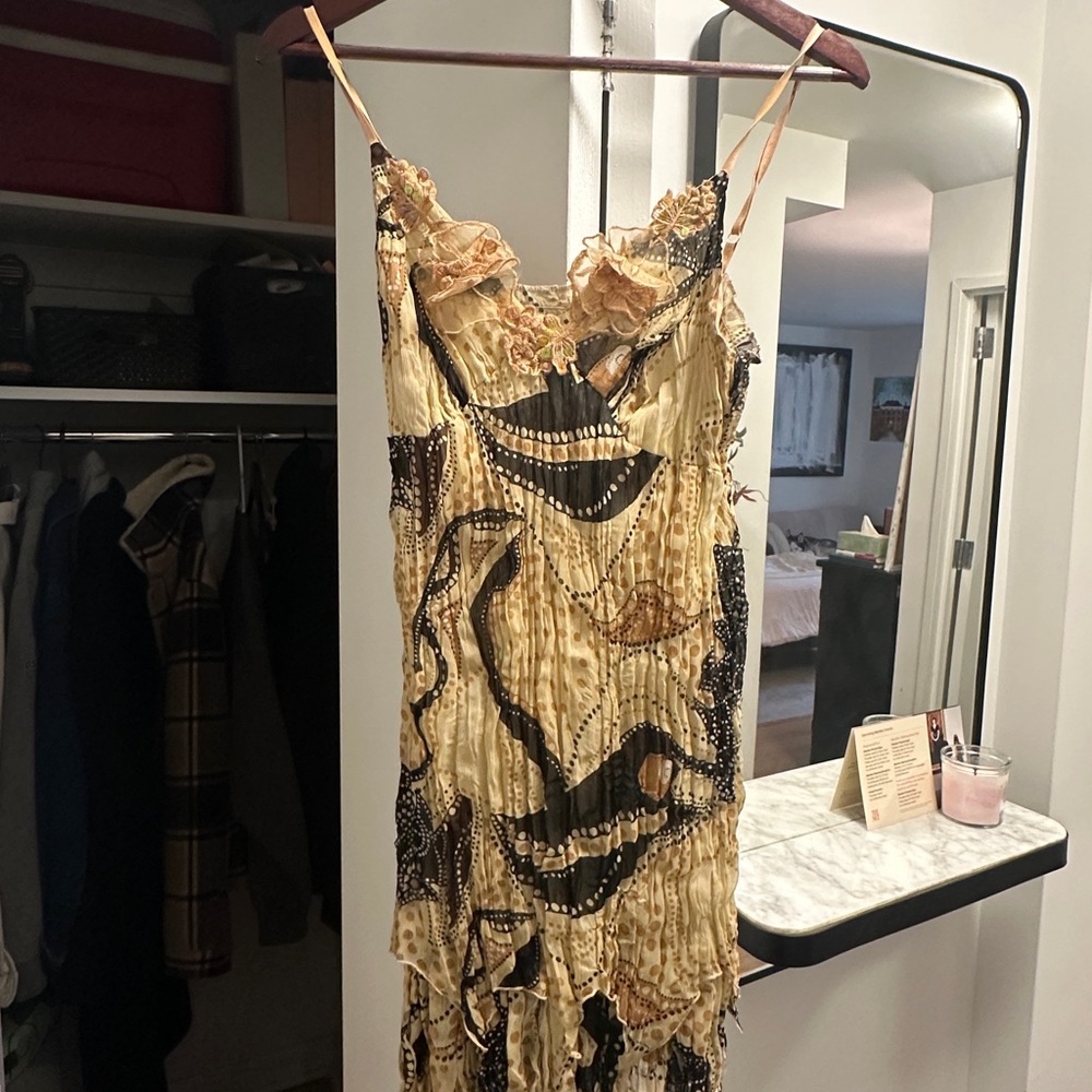 Elegant Beige and Black Spaghetti Strap Dress